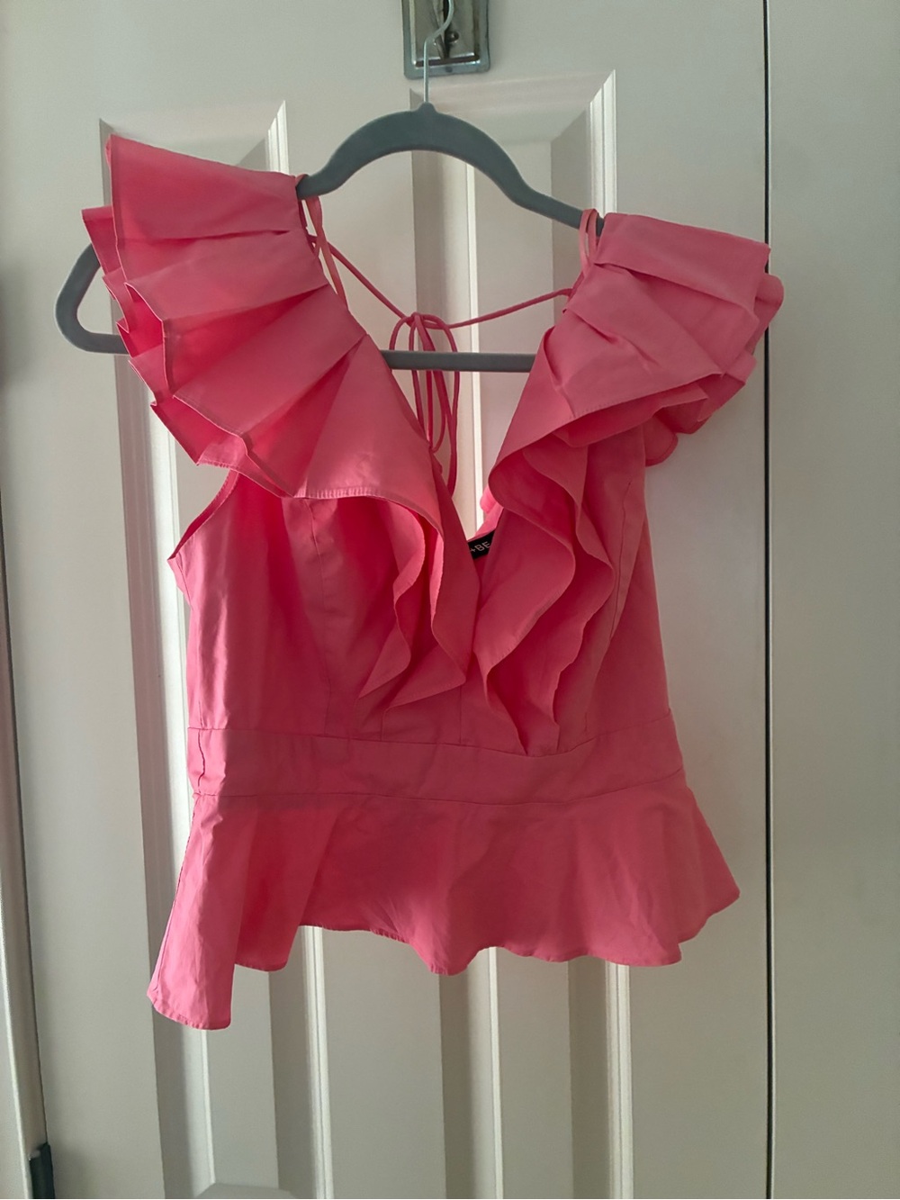 DO+BE Pink Ruffled Peplum Tie-Back Top